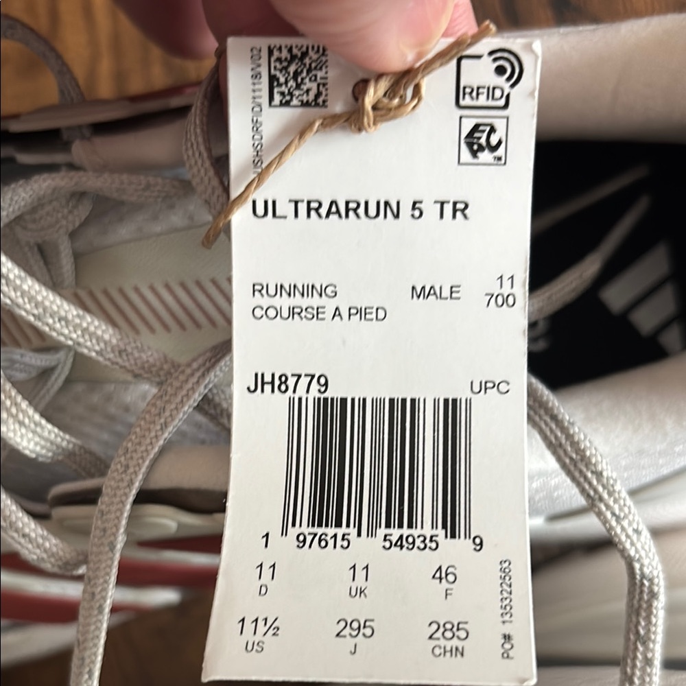 Adidas Ultrarun 5 TR Ortholite running shoes. - Picture 8 of 10